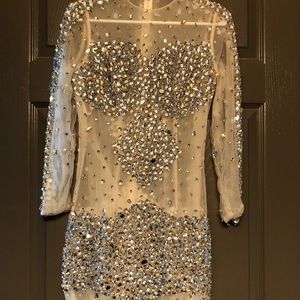 Beautiful long sleeve jeweled dress